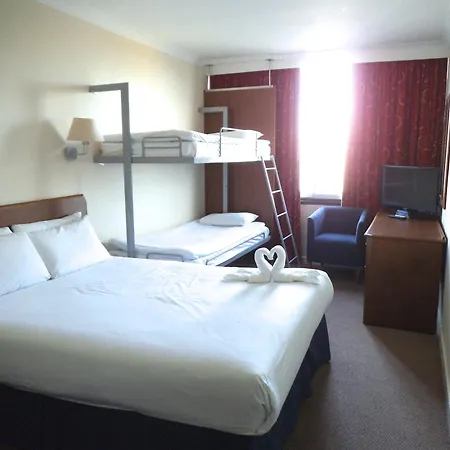 Airport Inn Gatwick-2