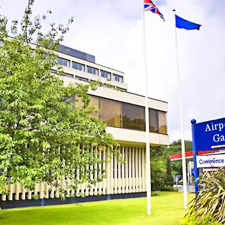 Airport Inn Gatwick-2